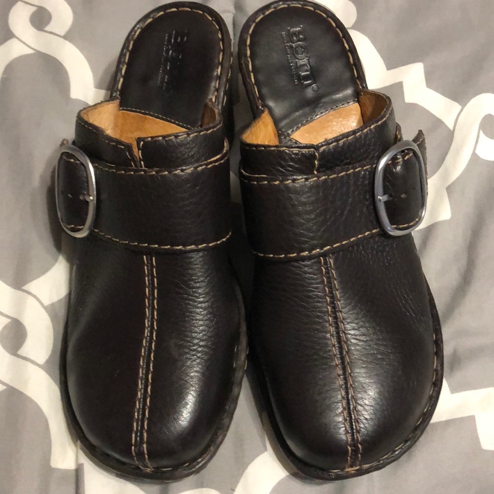 Born dk brown Leather clogs Buckle wedge sz 8